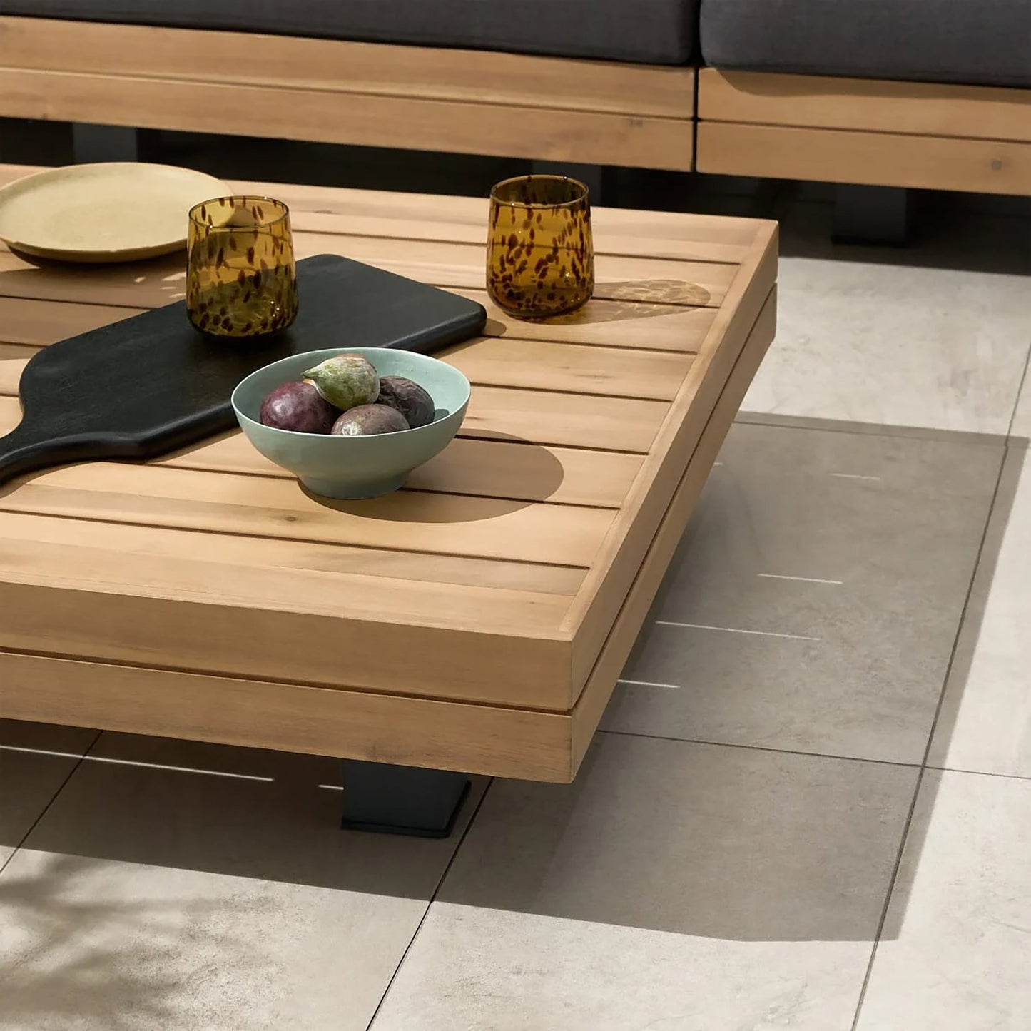 Ensemble de canapé d'angle modulaire d'extérieur/terrasse Poly & Bark Celenza 98 avec table basse