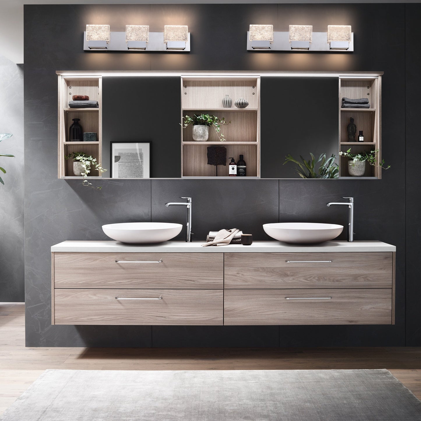 Applique murale LED intégrée C Cattleya en acier inoxydable 3000K avec abat-jour en verre artistique - Chrome