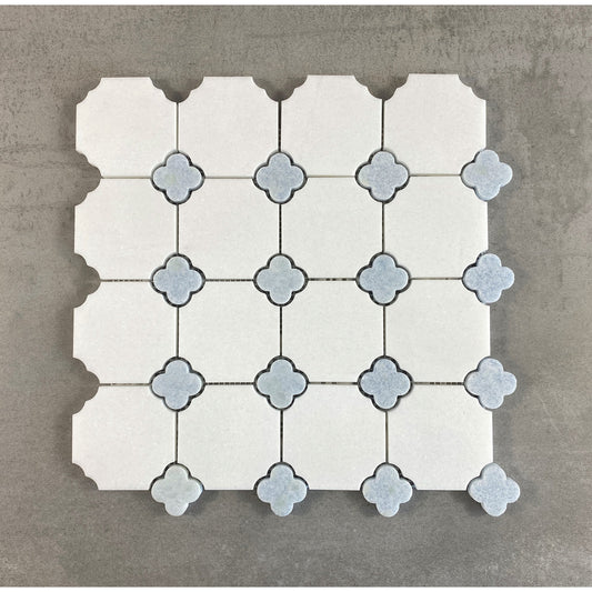 Carreaux de mosaïque en marbre blanc Thassos à motif floral bleu céleste - Boîte de 10 feuilles