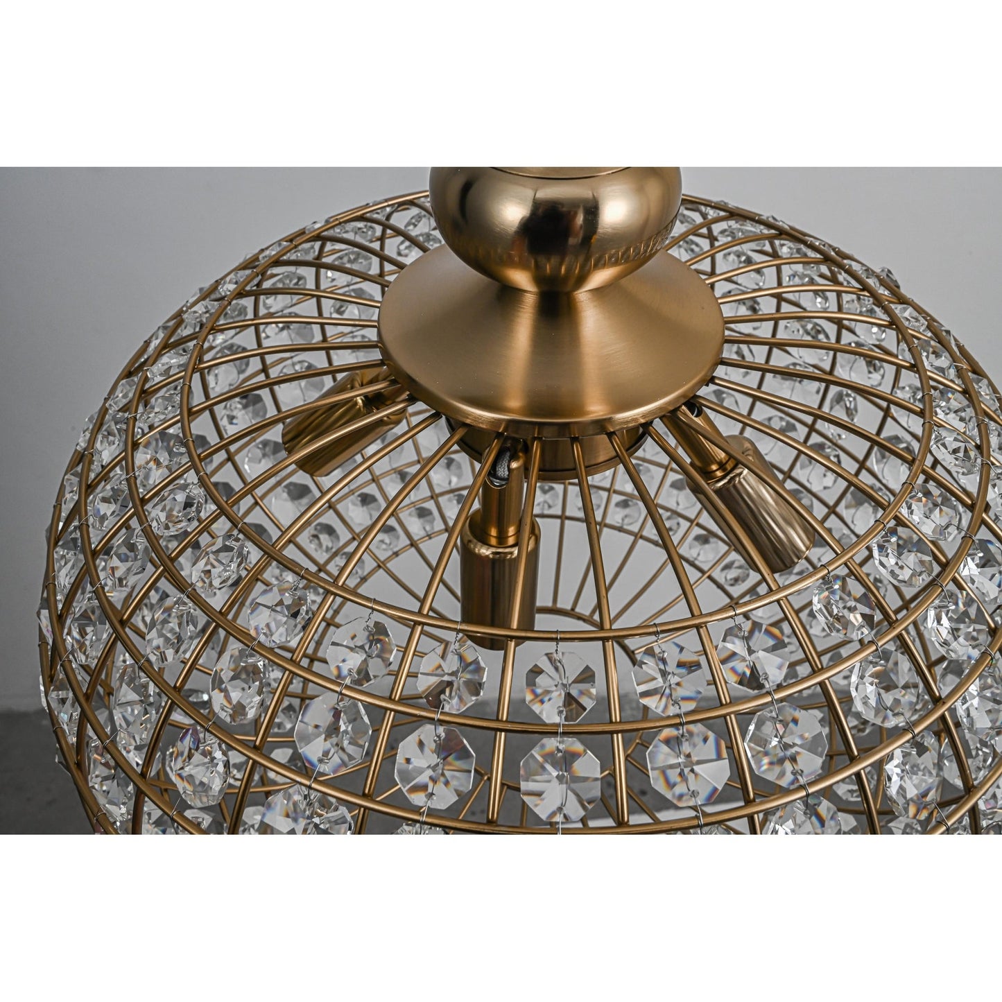 Lustre rétro français à 4/5 lumières en laiton antique avec globe en cristal, suspension pour îlot de cuisine