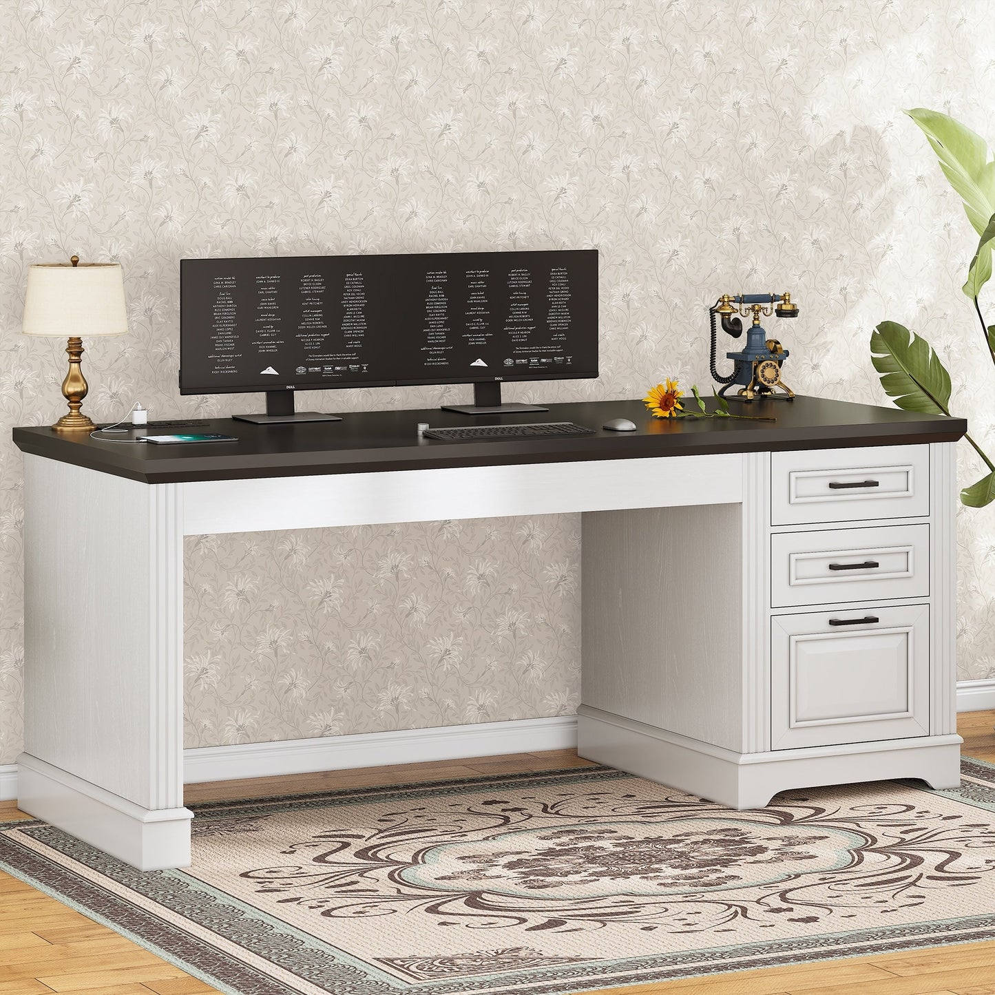 Bureau de direction de style campagnard, bureau à domicile avec tiroir pour dossiers suspendus, support pour écran, prise électrique