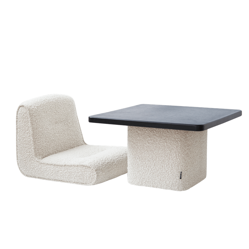 Saké dans la série Fuji, table à baie vitrée