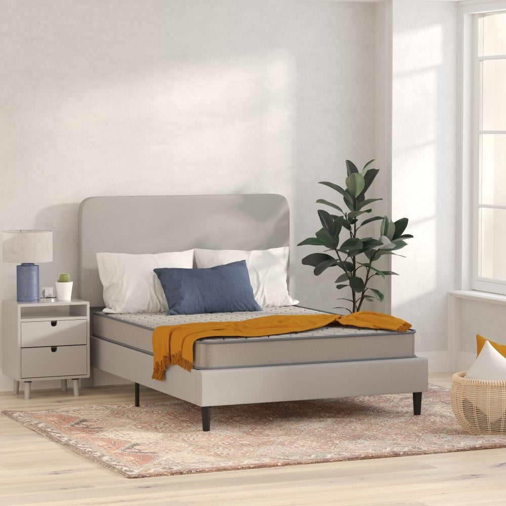 Matelas hybride à ressorts ensachés à plateau ferme moyen