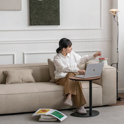 Table d'appoint en amande 