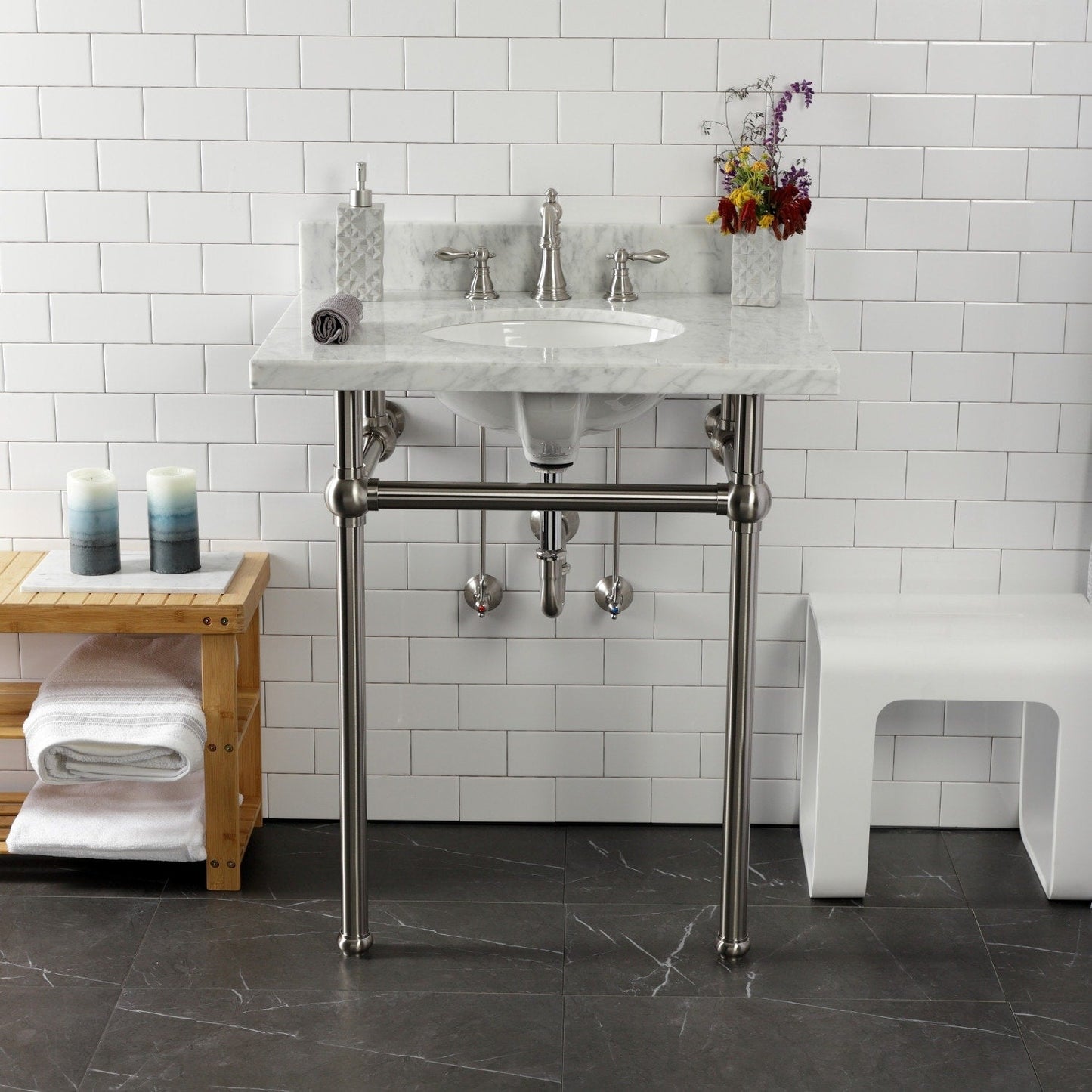 Robinet de salle de bain à entraxe large de style classique américain