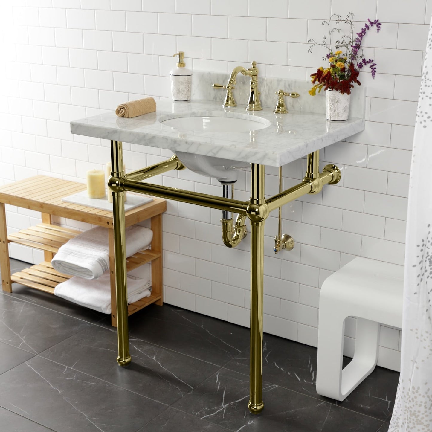 Robinet de salle de bain à entraxe large de style classique américain