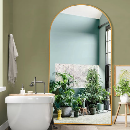 Miroir sur pied Dovelina arqué, pleine longueur