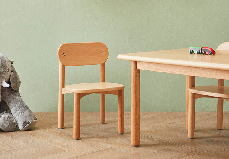 Chaise pour enfant mouton