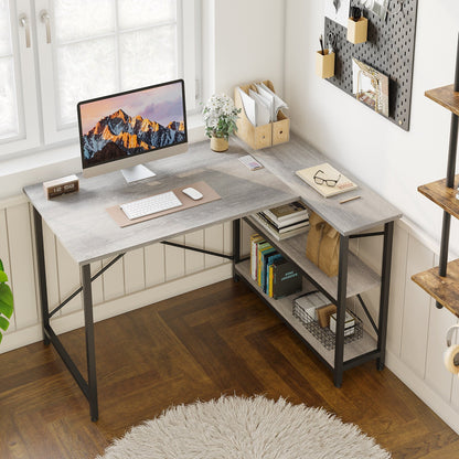 Petit bureau d'angle en forme de L avec étagères de rangement