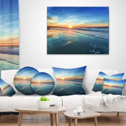 Bord de mer bleu avec coucher de soleil lointain - Tableau sur toile bord de mer