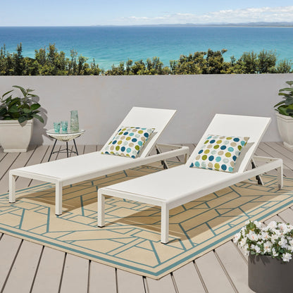 Chaises longues d'extérieur en aluminium Cape Coral (lot de 2) par Christopher Knight Home - 77,56 cm (P) x 25,20 cm (L) x 11,80 cm (H)
