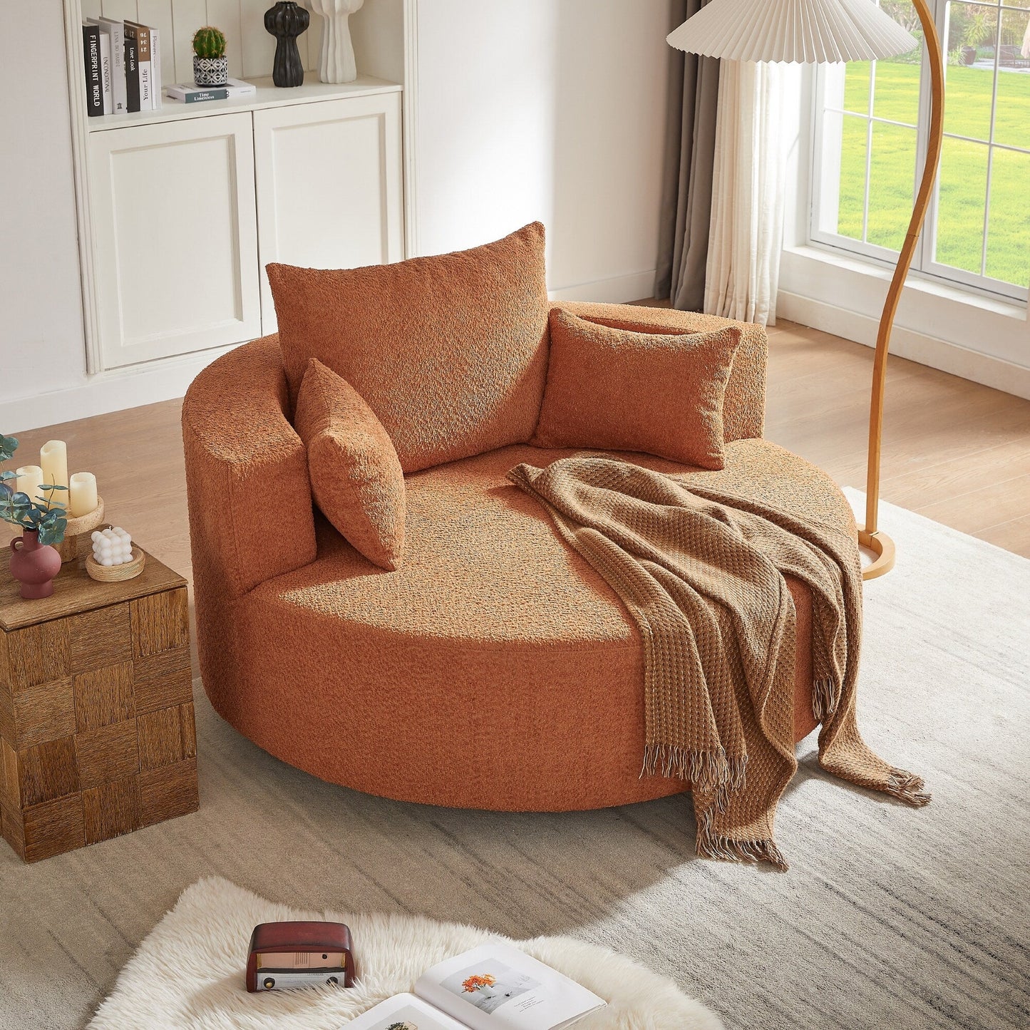 Fauteuil lounge rond en chenille, avec accoudoirs et base pivotante à 360° et 3 coussins amovibles
