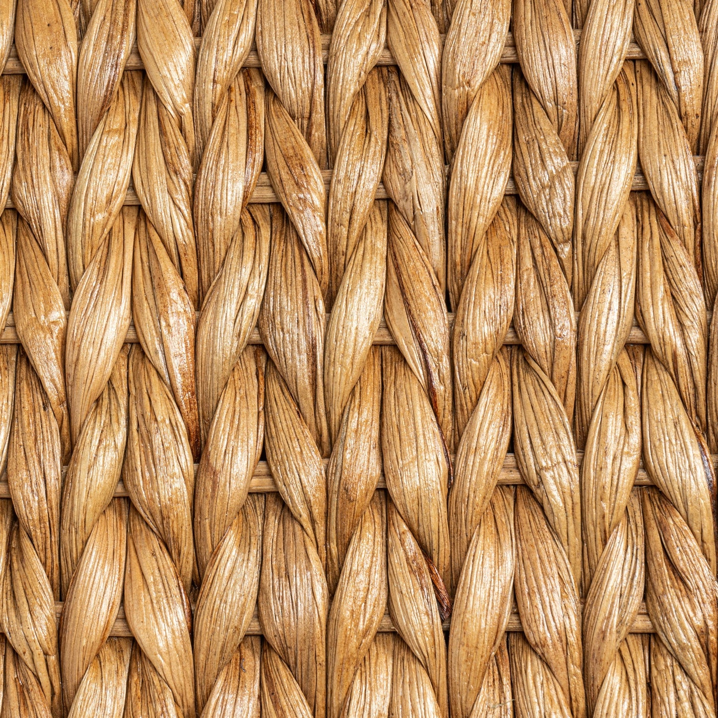 Bac de rangement sous lit en jacinthe/bois avec roulettes et poignées happimess