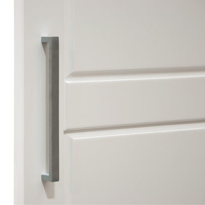 Armoire-penderie Palace Imports Cosmo 3 portes, 100 % bois massif, avec portes en bois massif ou miroir