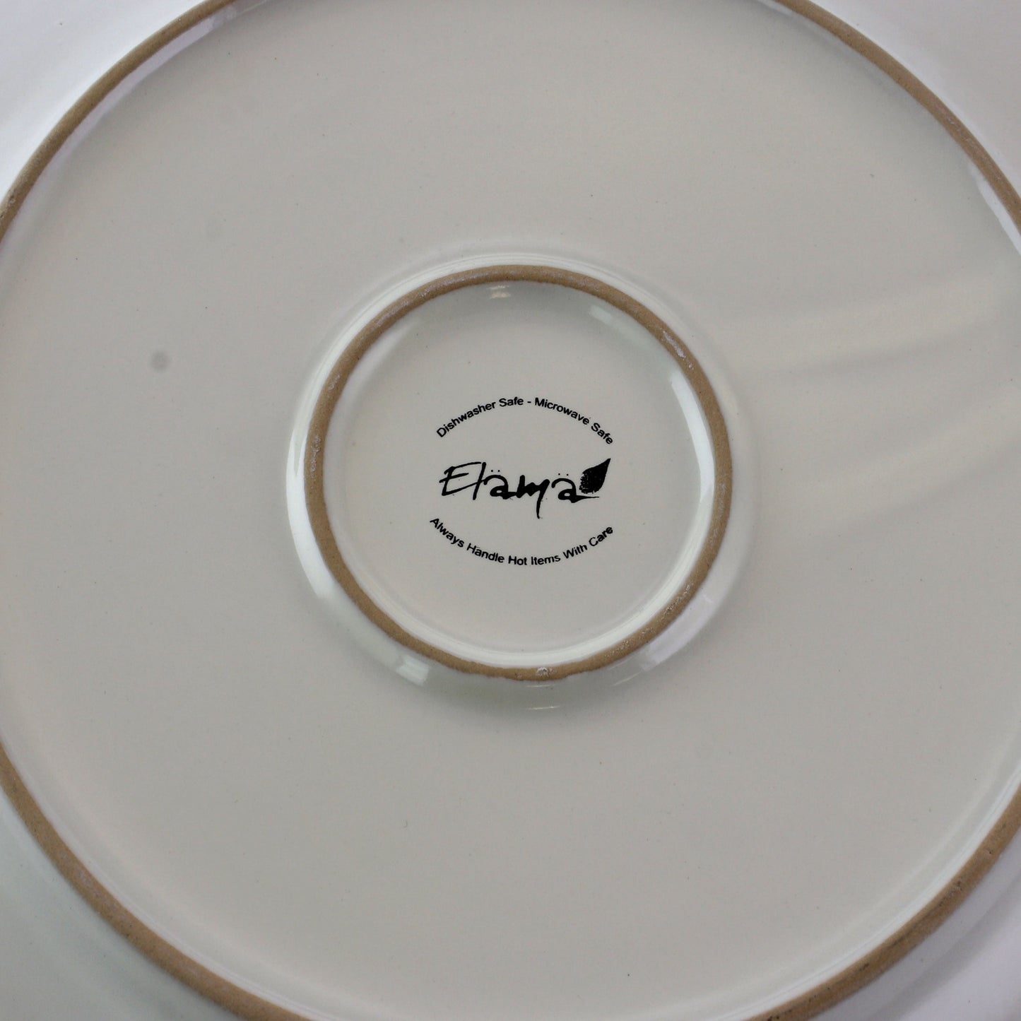 Service de table 16 pièces Elama Marketplace Favorites en blanc gaufré