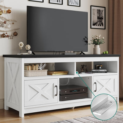Meuble TV de style campagnard pour téléviseur jusqu'à 65 pouces avec portes et étagères ouvertes, console multimédia et prise électrique.