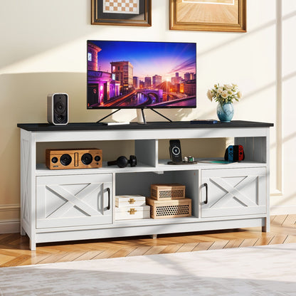 Meuble TV de style campagnard pour téléviseur jusqu'à 65 pouces avec portes et étagères ouvertes, console multimédia et prise électrique.