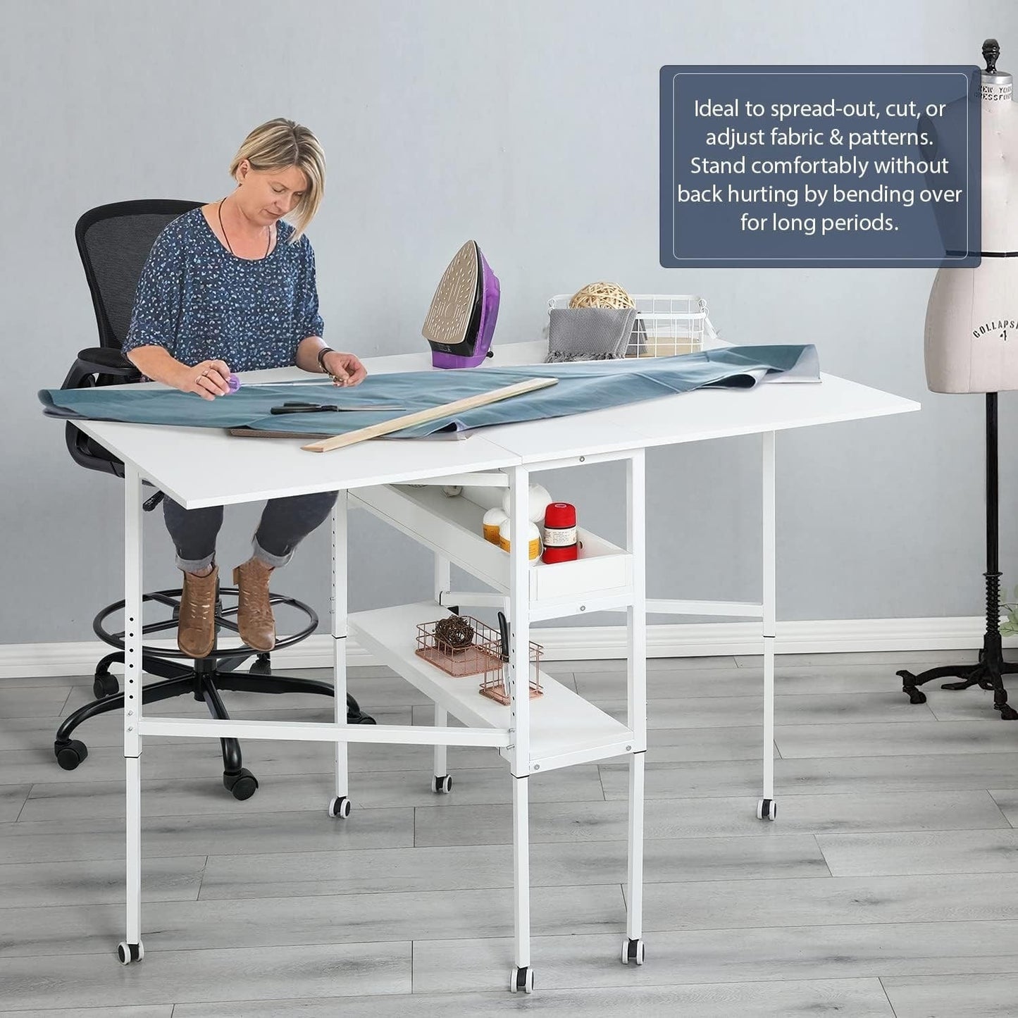 Table de bricolage réglable en hauteur avec étagères de rangement, table de découpe pliante et mobile pour la maison, le bureau, l'atelier de couture ou de loisirs créatifs