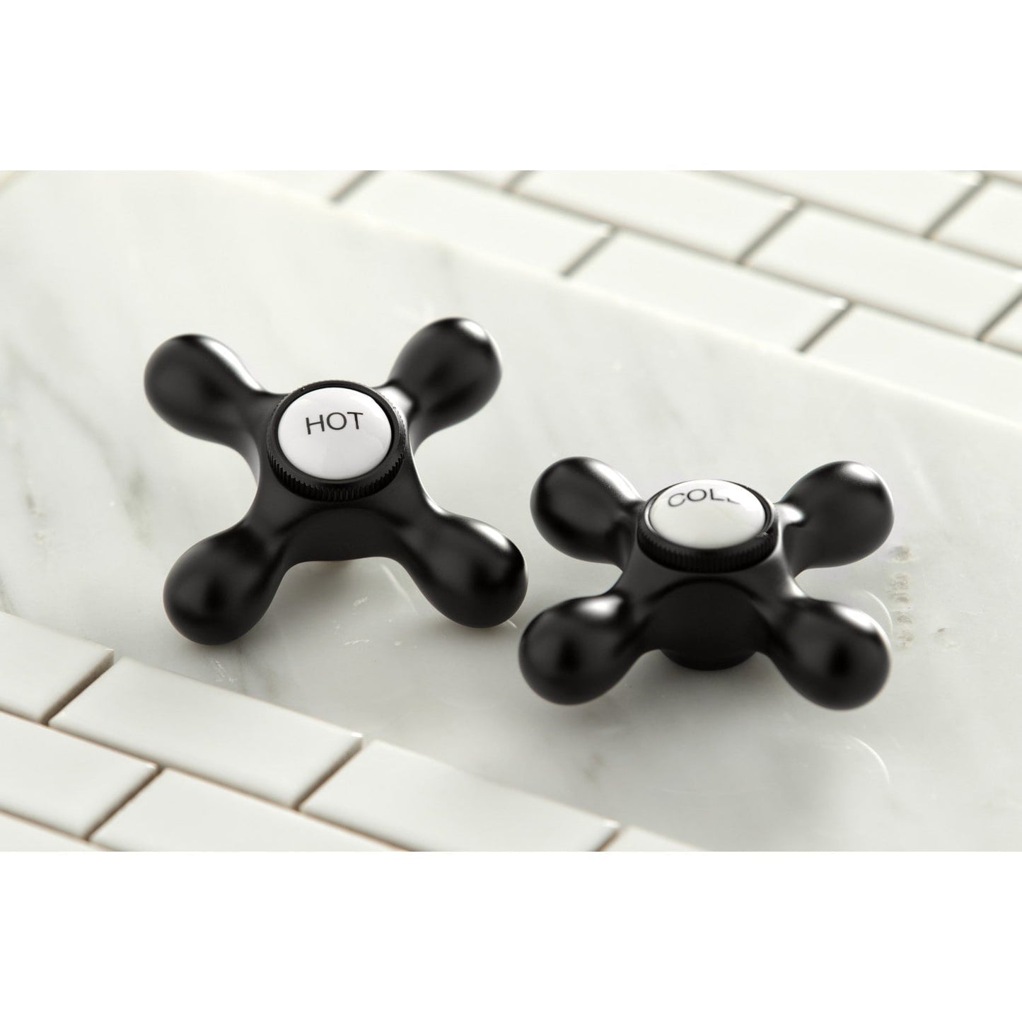 Robinet de salle de bain Heritage à entraxe de 8 po