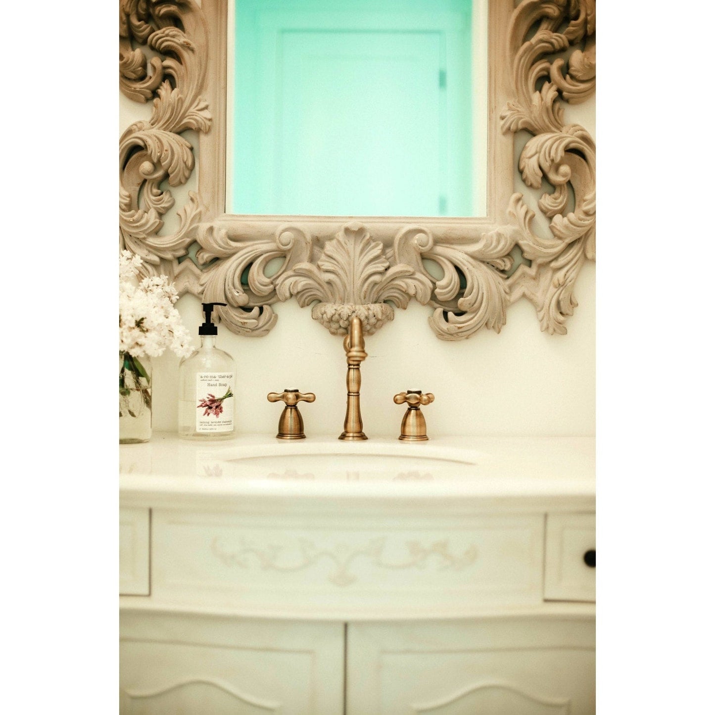 Robinet de salle de bain Heritage à entraxe de 8 po