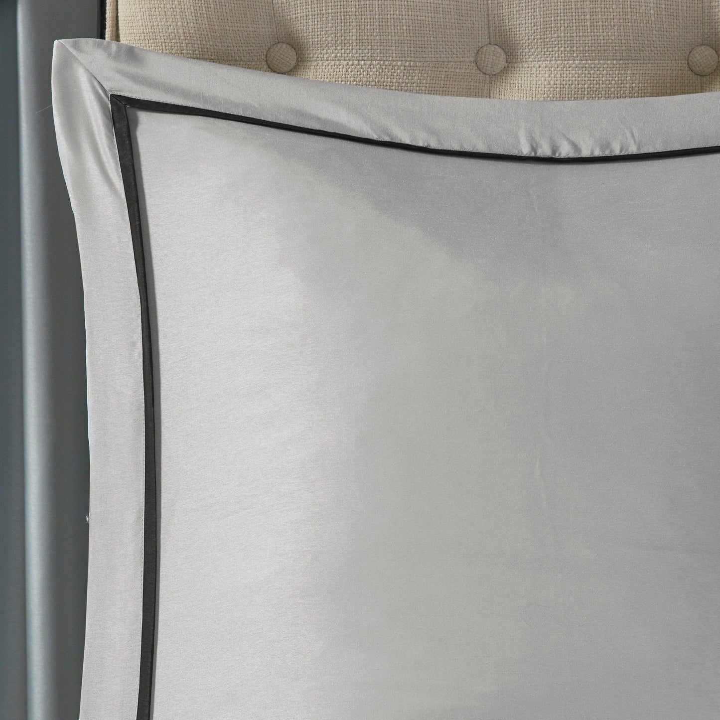 Ensemble de literie Madison Park Essentials Loretta 24 pièces avec rideaux et draps