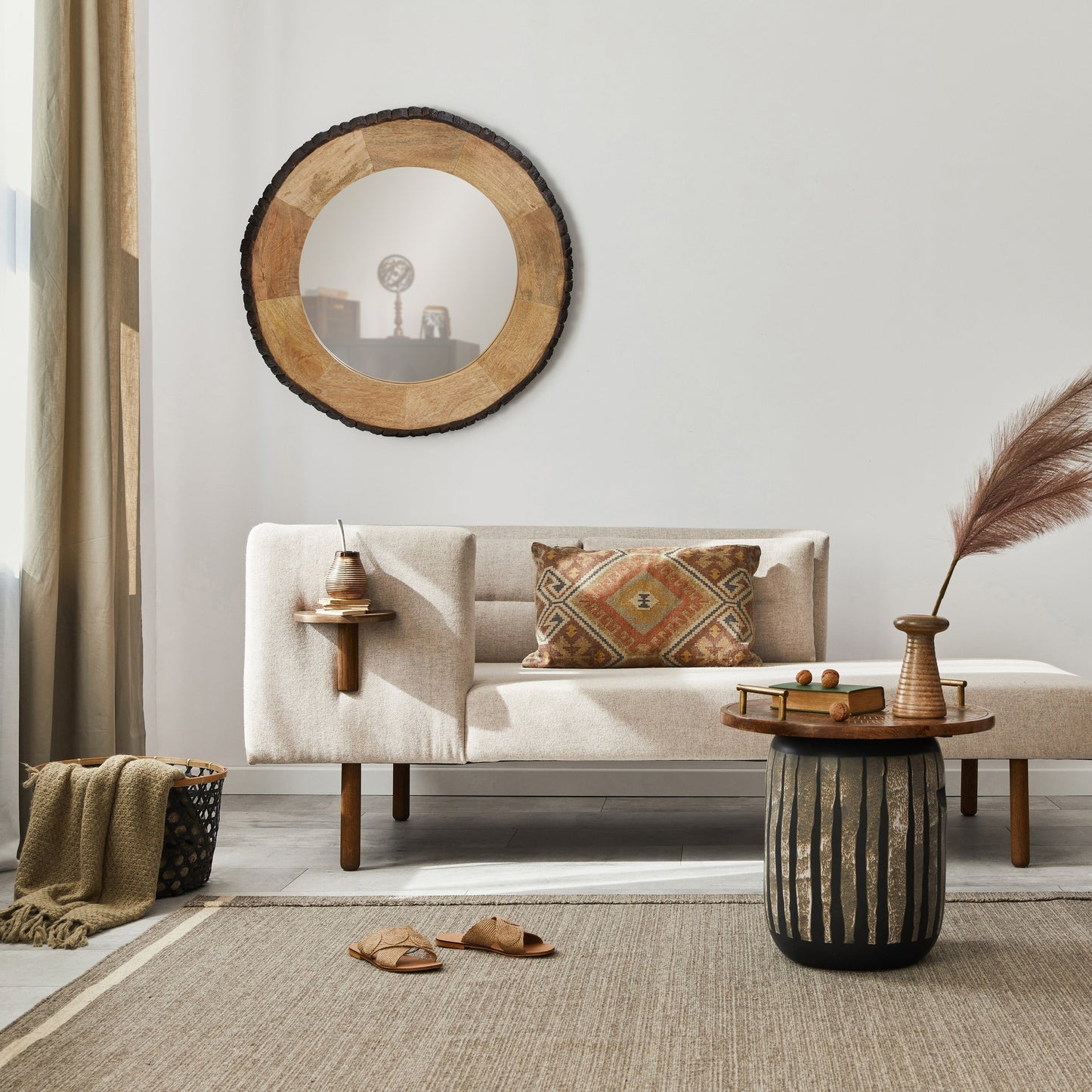 Miroir mural rond Meredith en bois brut de River of Goods - 30,5 x 1 x 30,5