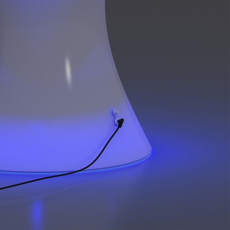 Table basse LED Mixoy à couleurs changeantes, table à vin lumineuse rechargeable sans fil, mobilier d'ambiance pour terrasse, piscine et jardin.