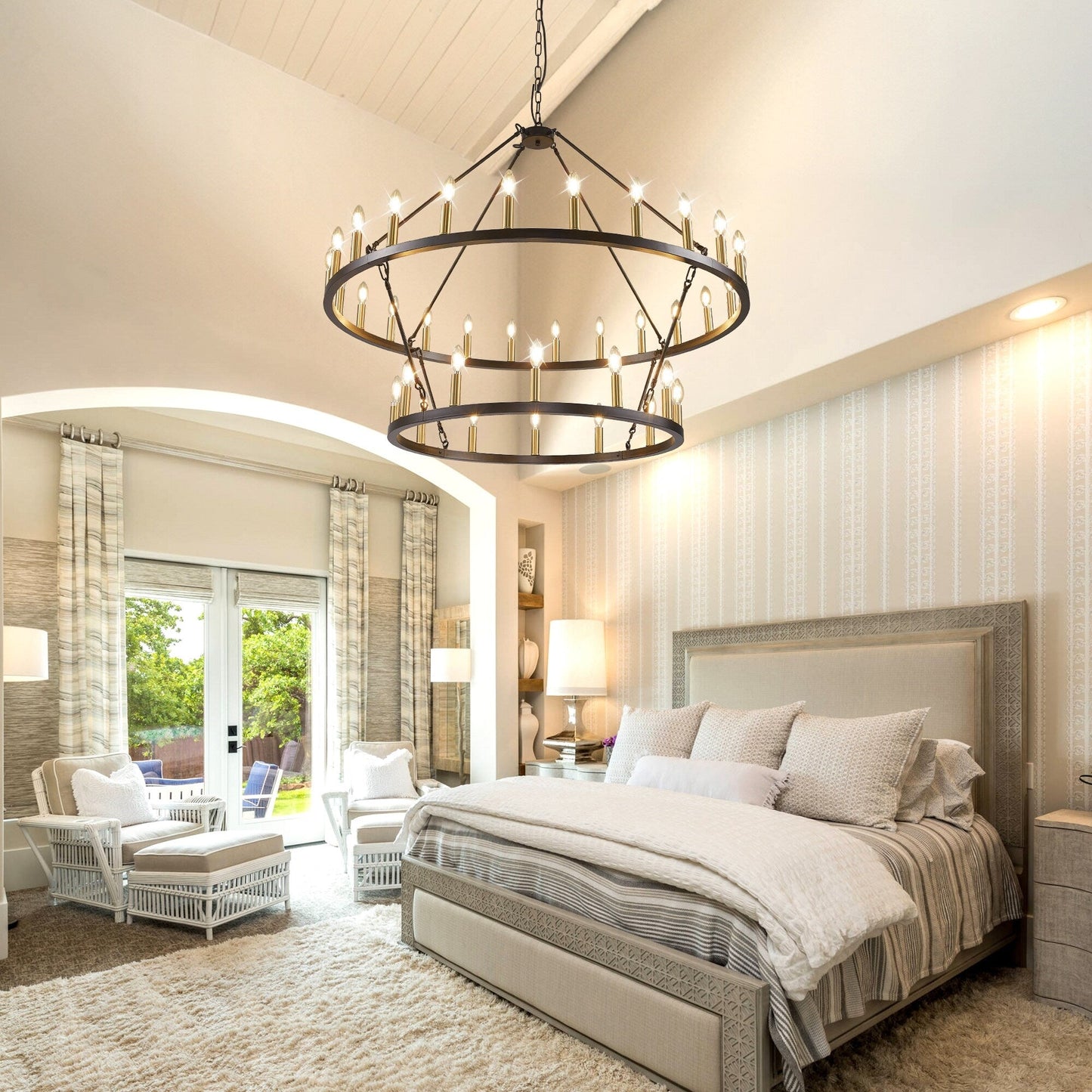 Lustre moderne de style ferme à 2 niveaux, lustre rond en forme de roue de chariot, grand luminaire pour plafond haut.