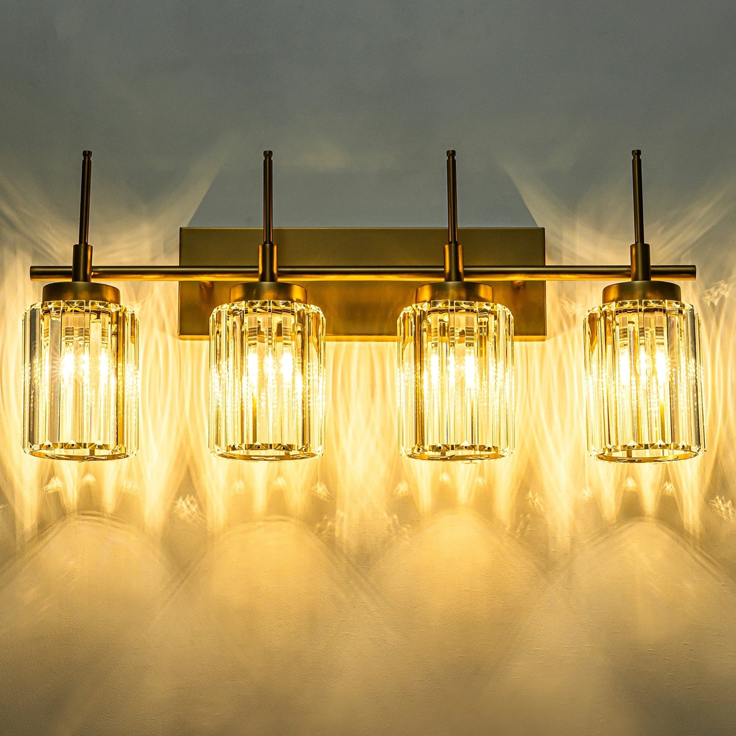 Applique murale moderne dorée à intensité variable, style cylindrique glamour pour salle de bain, applique murale en cristal pour coiffeuse