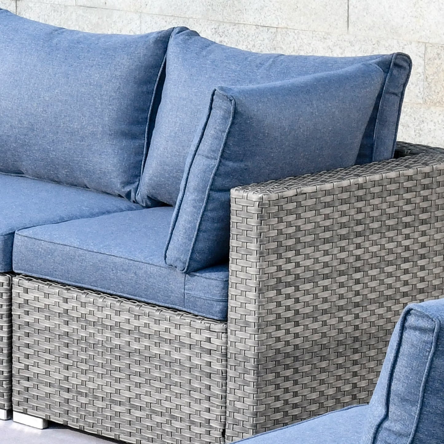 Ensemble de canapé d'angle 11 pièces en résine tressée avec assise profonde, fauteuils pivotants et foyer extérieur OVIOS