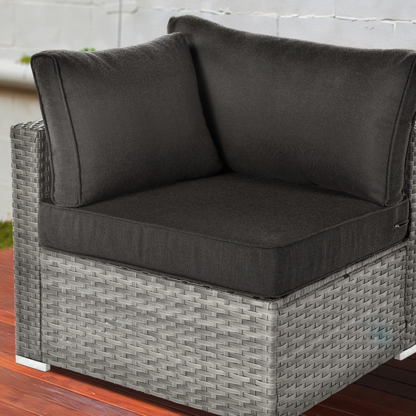 Ensemble de canapé d'angle 11 pièces en résine tressée avec assise profonde, fauteuils pivotants et foyer extérieur OVIOS