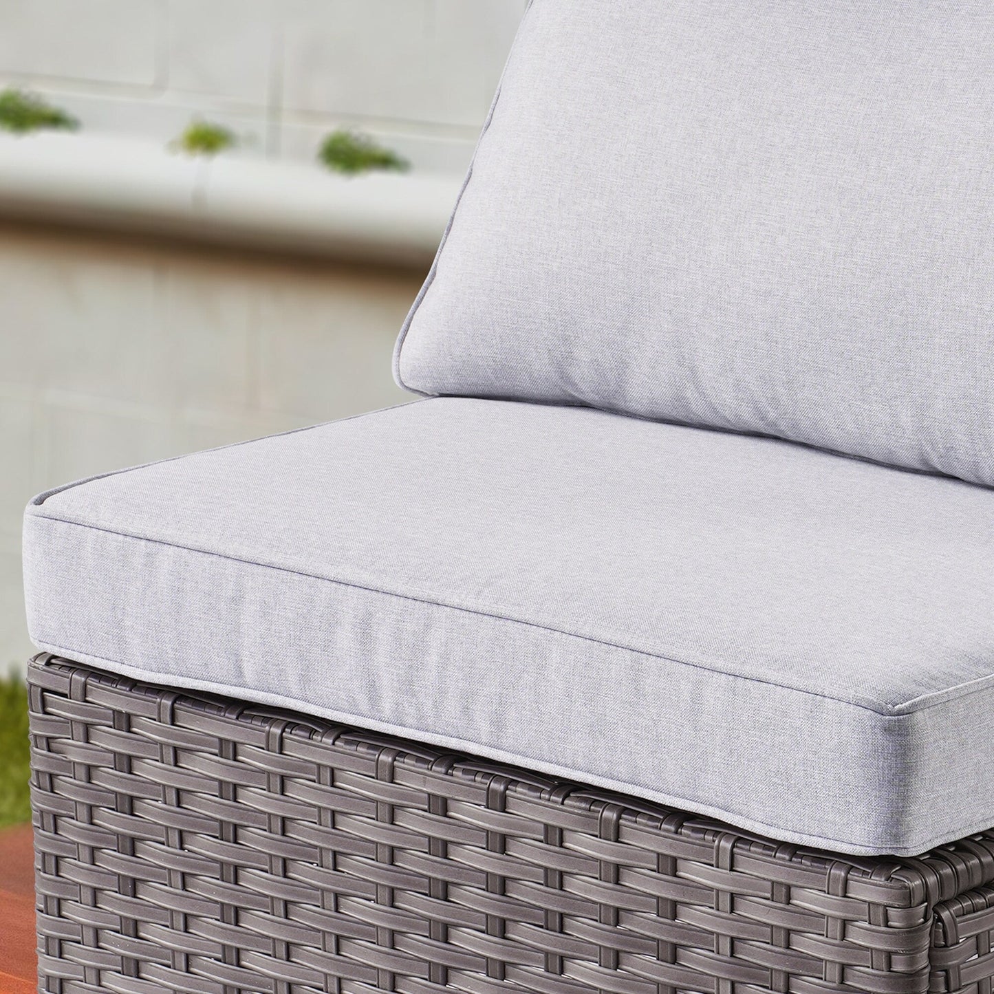 Ensemble de canapé d'angle 11 pièces en résine tressée avec assise profonde, fauteuils pivotants et foyer extérieur OVIOS