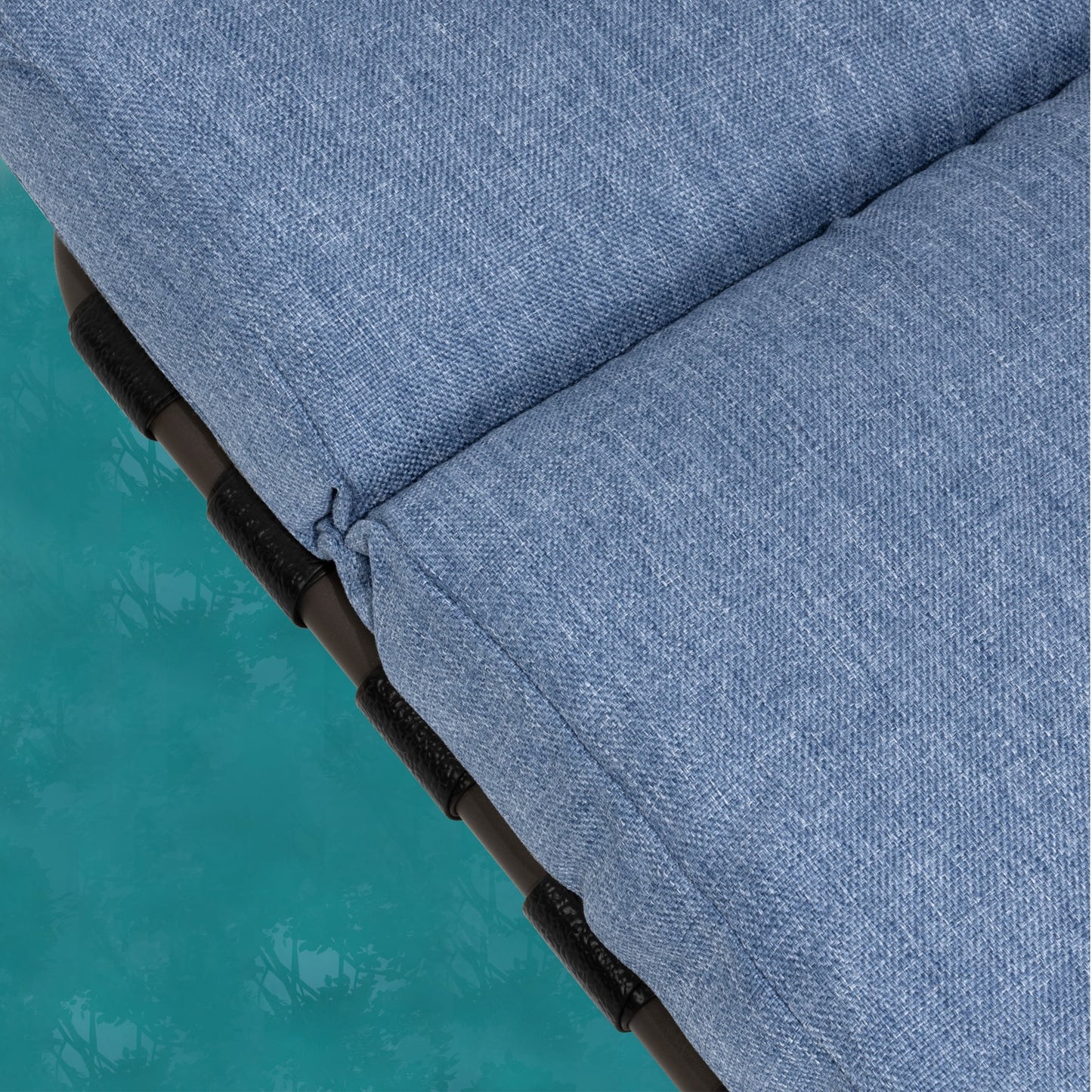 Chaise longue d'extérieur réglable avec coussin, idéale pour la plage et la piscine