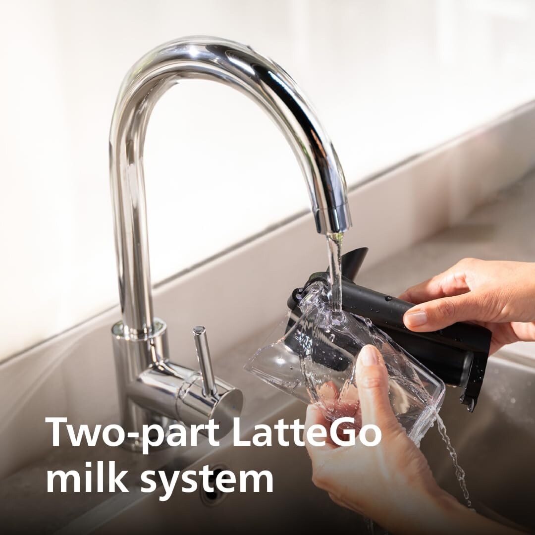 Machine à expresso haut de gamme, 12 cafés chauds/glacés, système LatteGo, broyeur en céramique, chrome noir