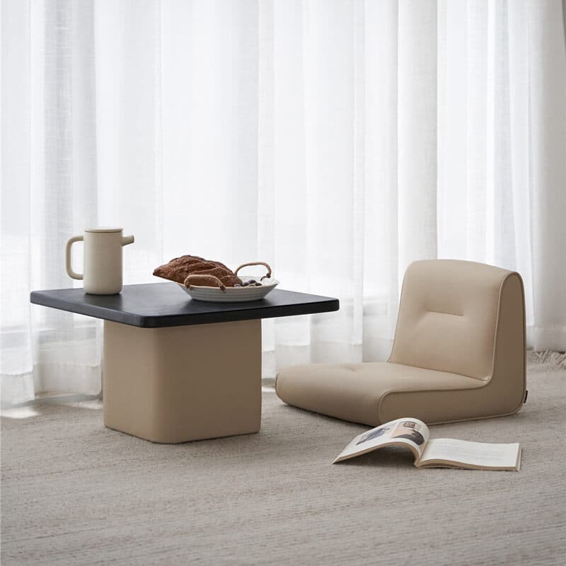 Saké dans la série Fuji, table à baie vitrée