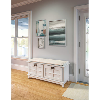 Banc de rangement rembourré en pierre ancienne de la grange grise