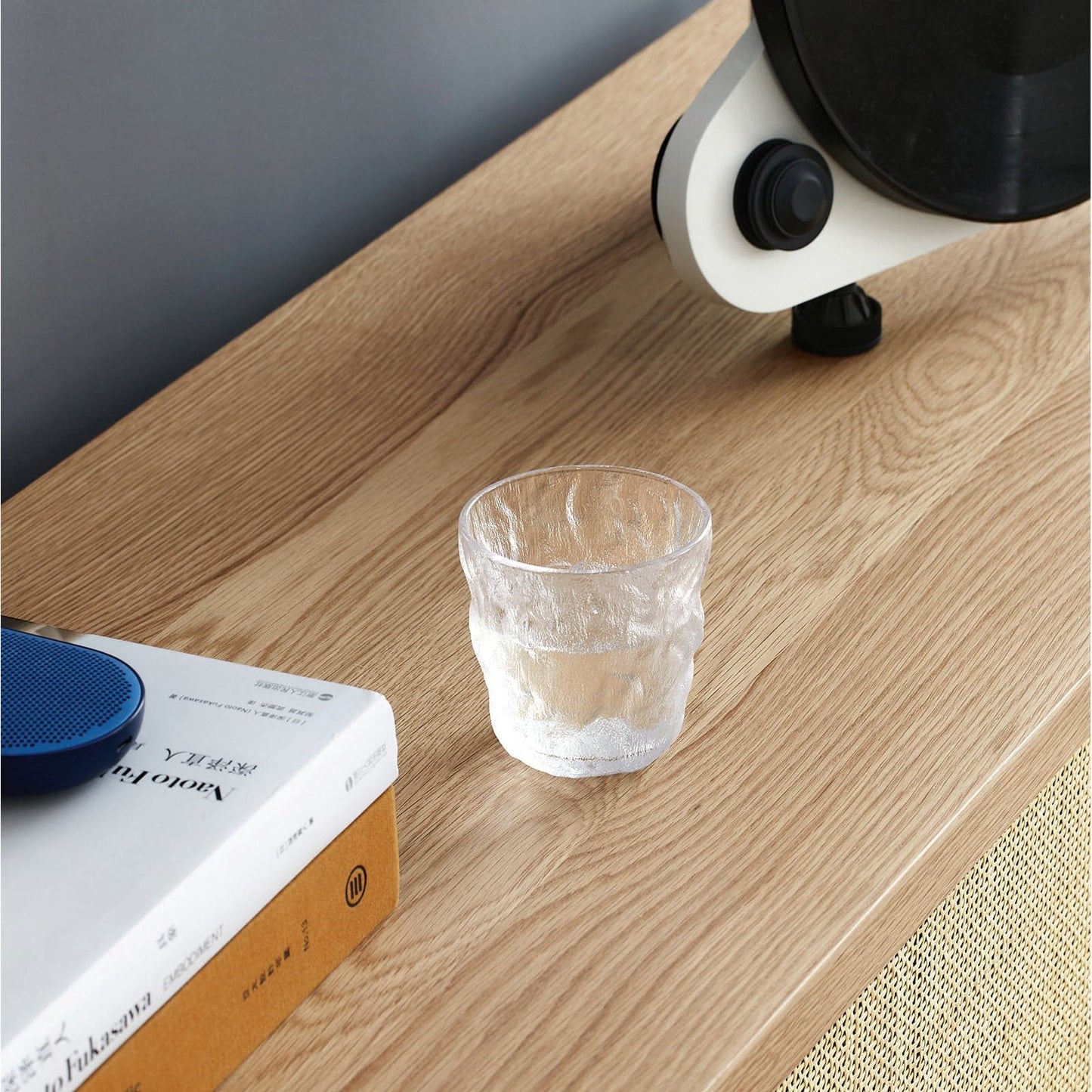 Buffet Torii / Portes et tiroirs en rotin tressé