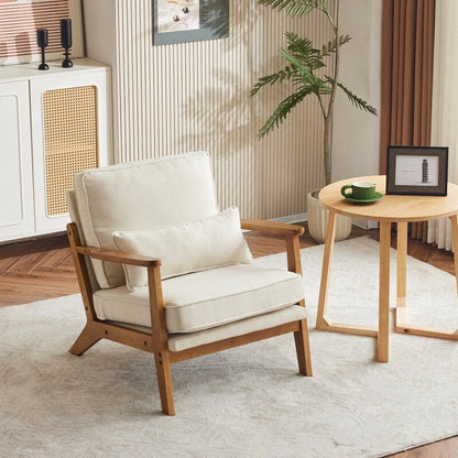 Fauteuil d'appoint beige en lin mélangé, pieds en bois et un coussin.