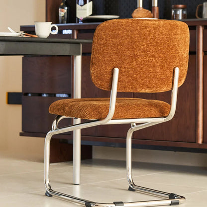 Chaise aux biscuits aux noix