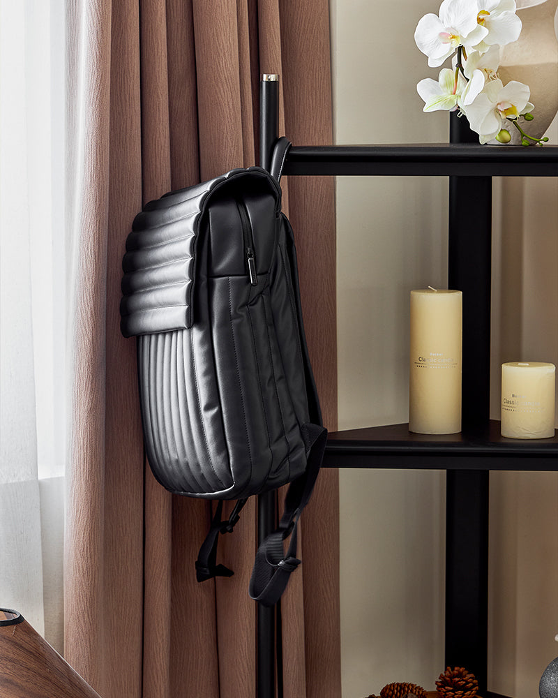 Étagère d'angle Wunderkammer